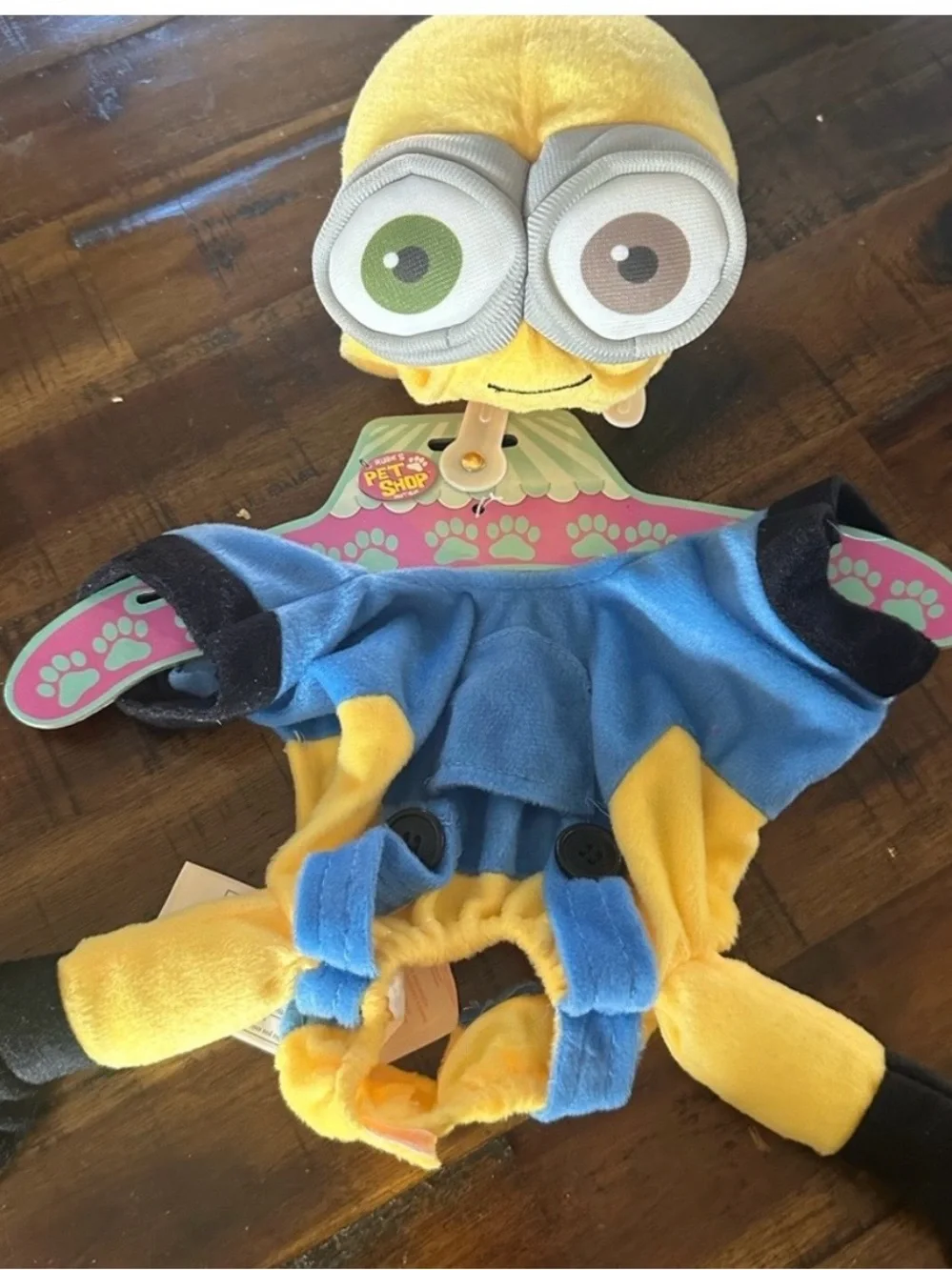 Minon Size Small Pet Costume NEW